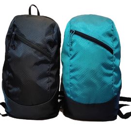 Hausse utilisant le sac à dos à la mode en nylon de sports en plein air pour les hommes et des femmes